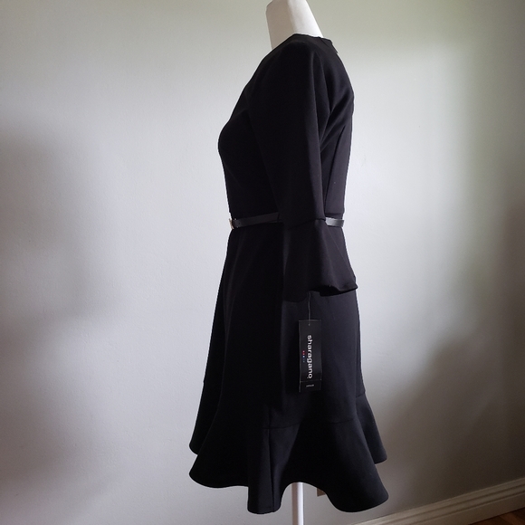 Classy little back dress - Picture 3 of 6